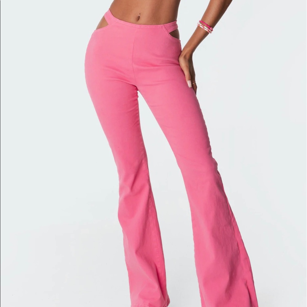 EDIKTED BRAND NEW PINK FLARE JEANS